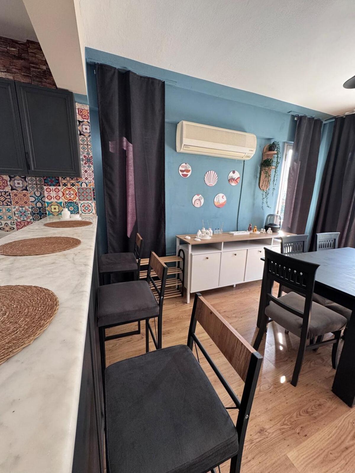 In Stylish And Peaceful Center Kuşadası