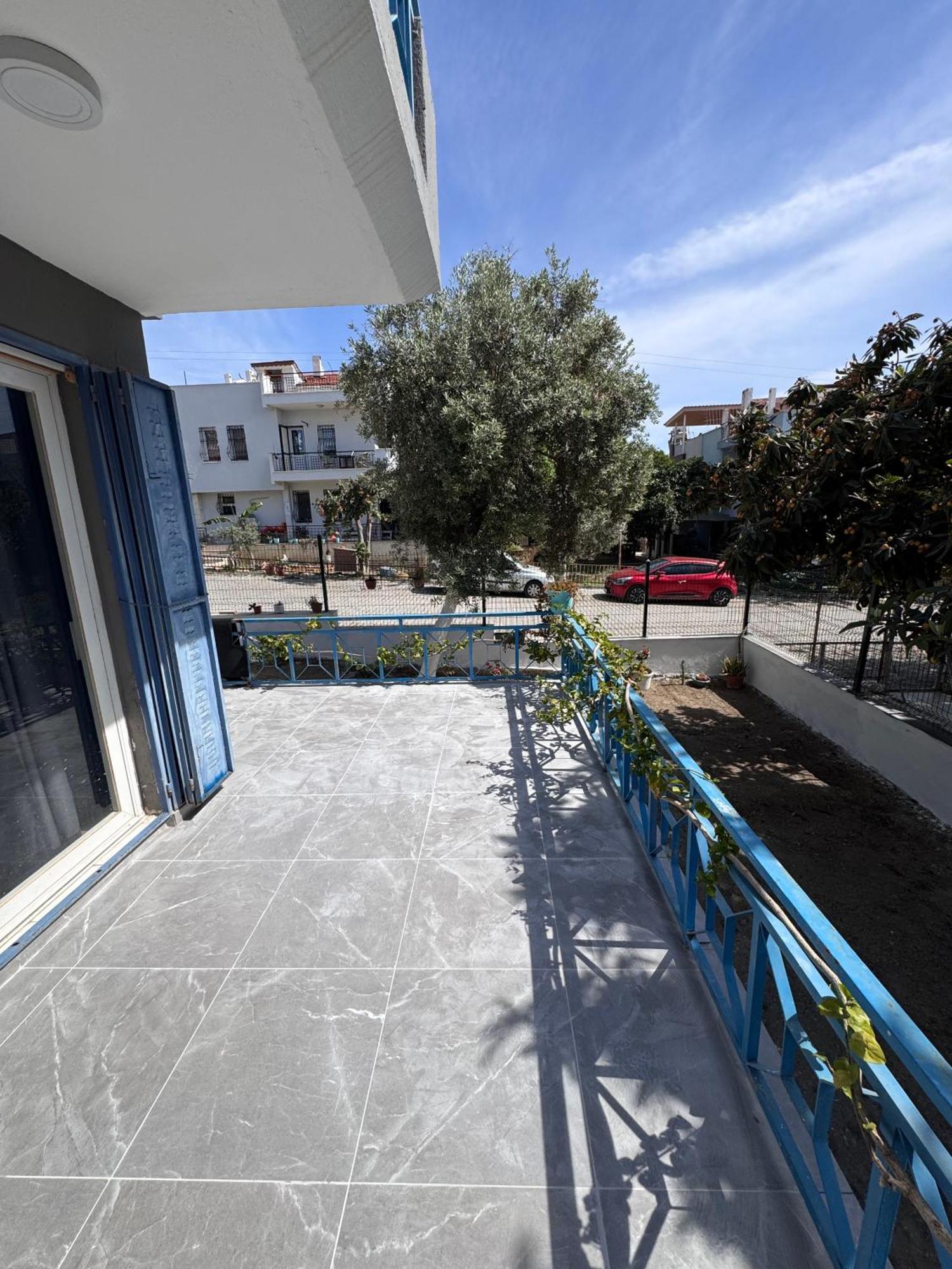 In Stylish And Peaceful Center Villa *