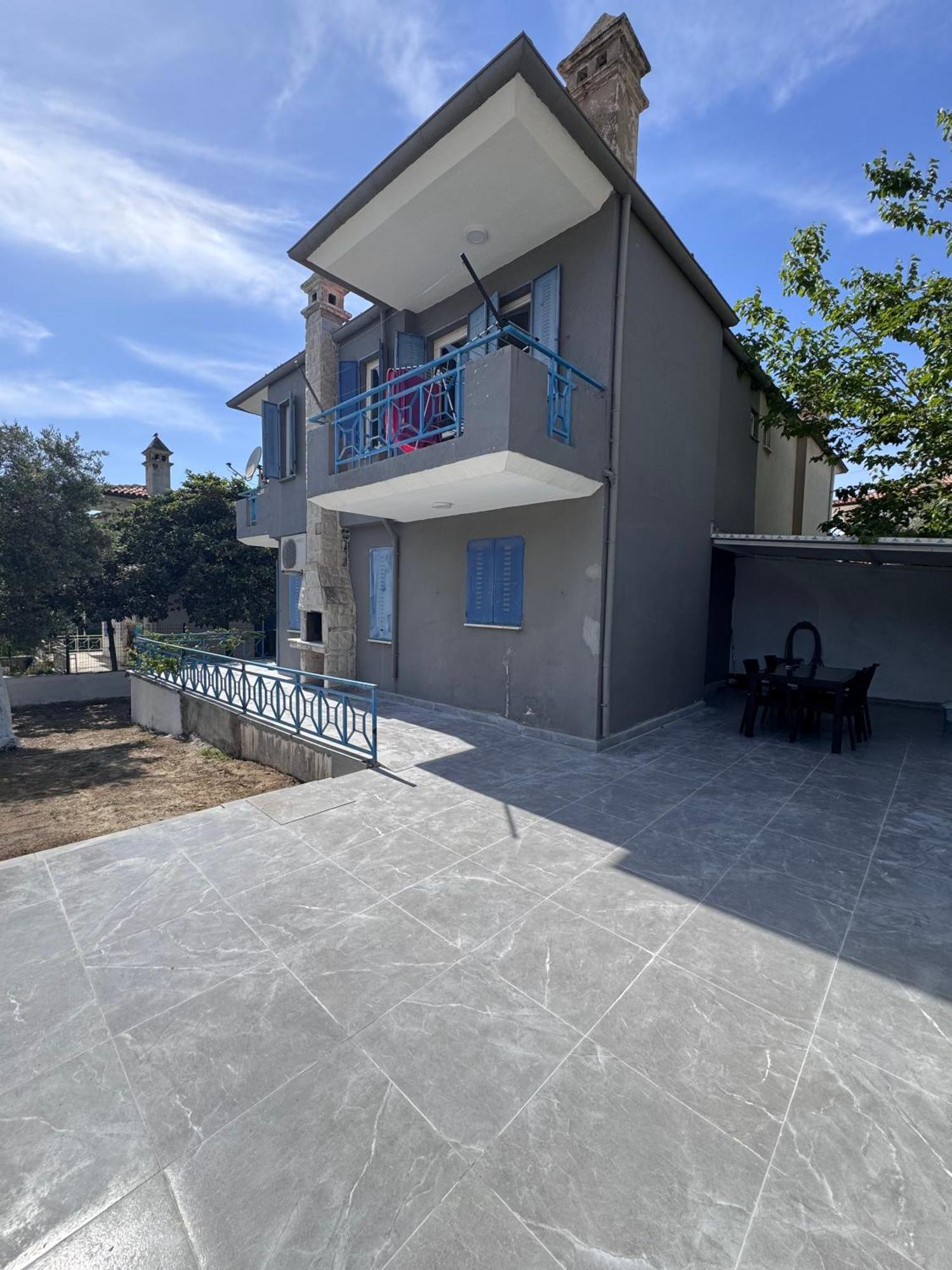 Villa In Stylish And Peaceful Center